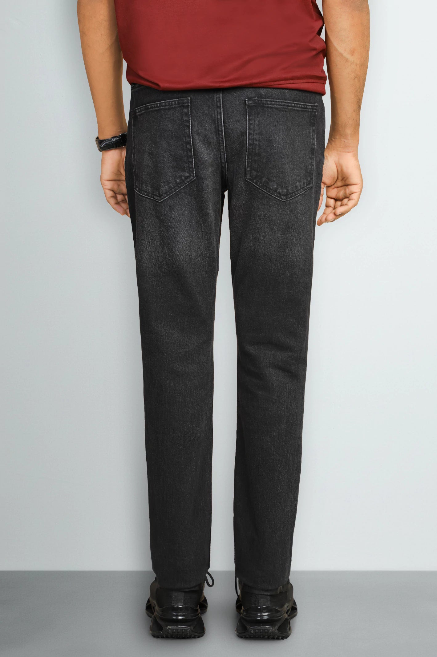 Black Modern Slim Fit Jeans - Image 3