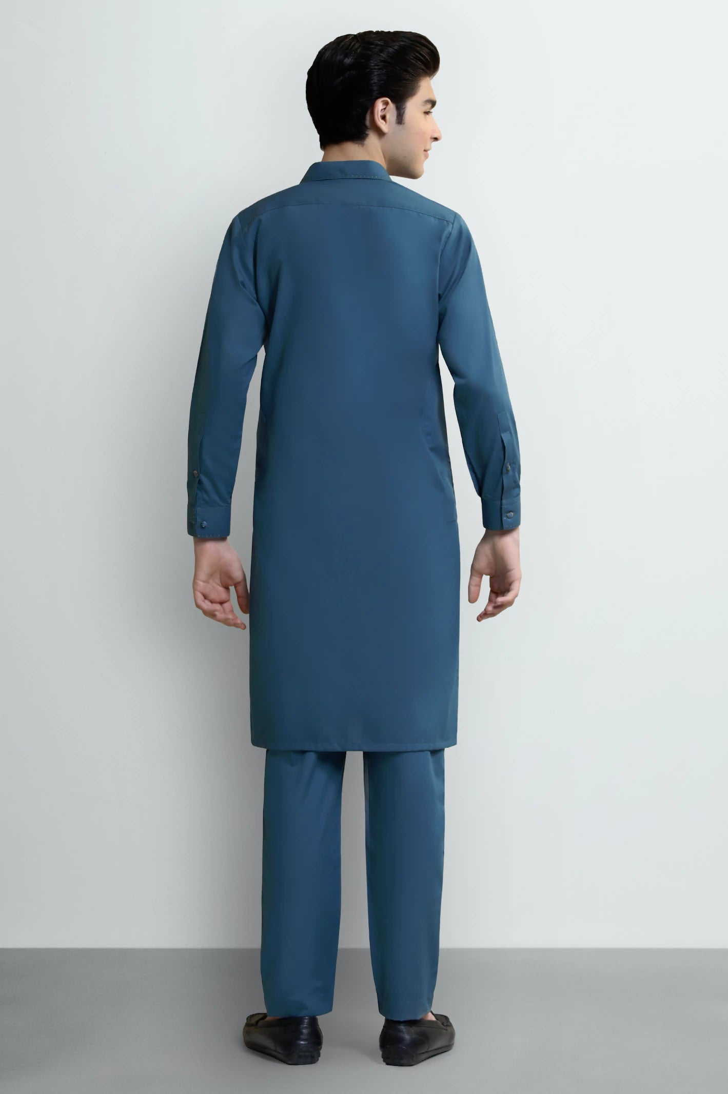 C-Green Teens Kurta Pajama With Pocket & Zip - Image 3