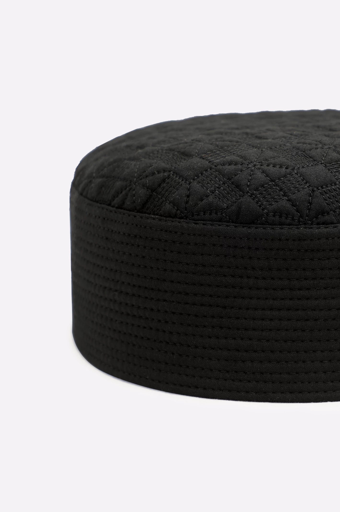 Black Cap For Men - Image 2