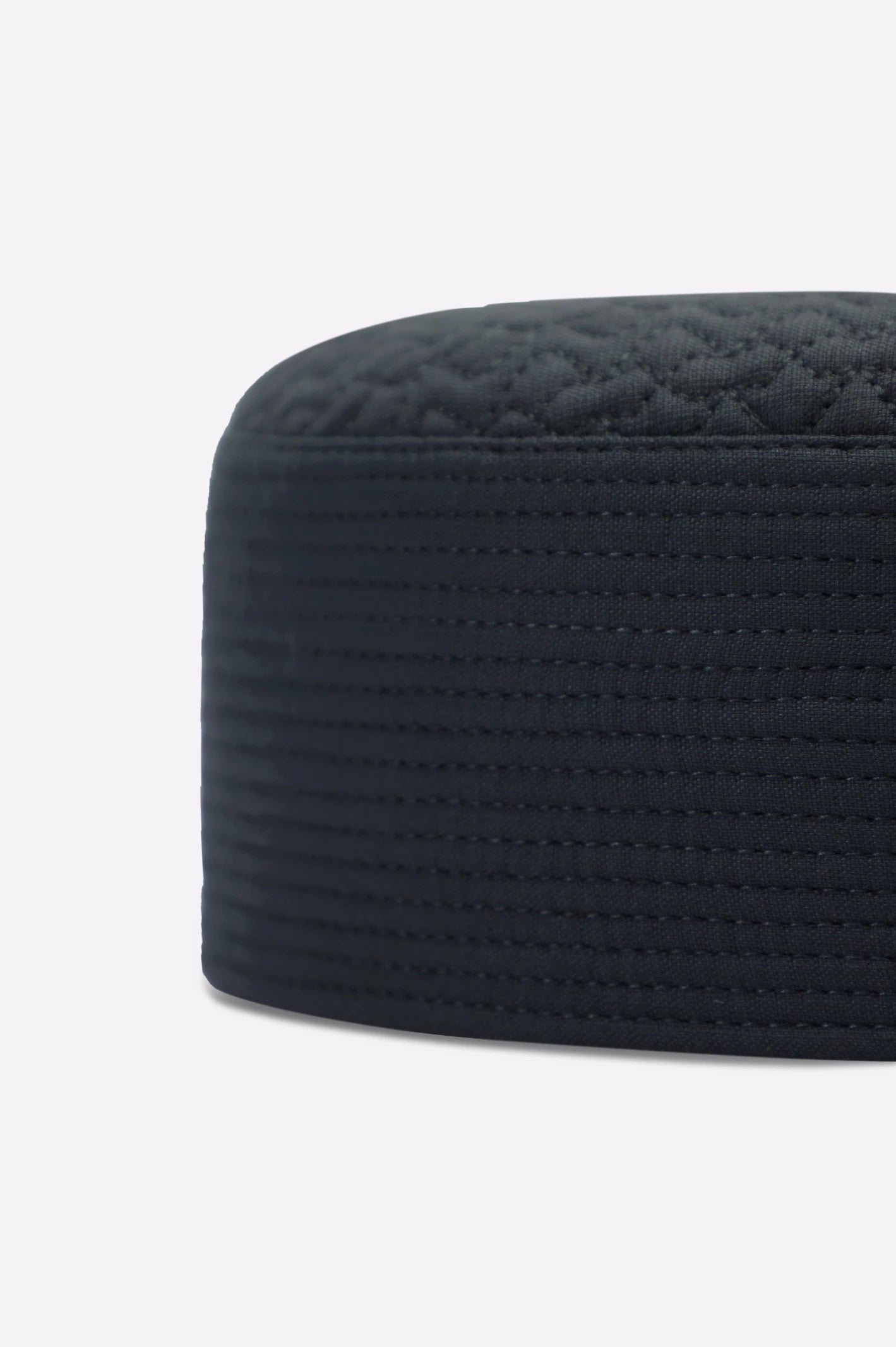 Dark Grey Cap For Men - Image 2