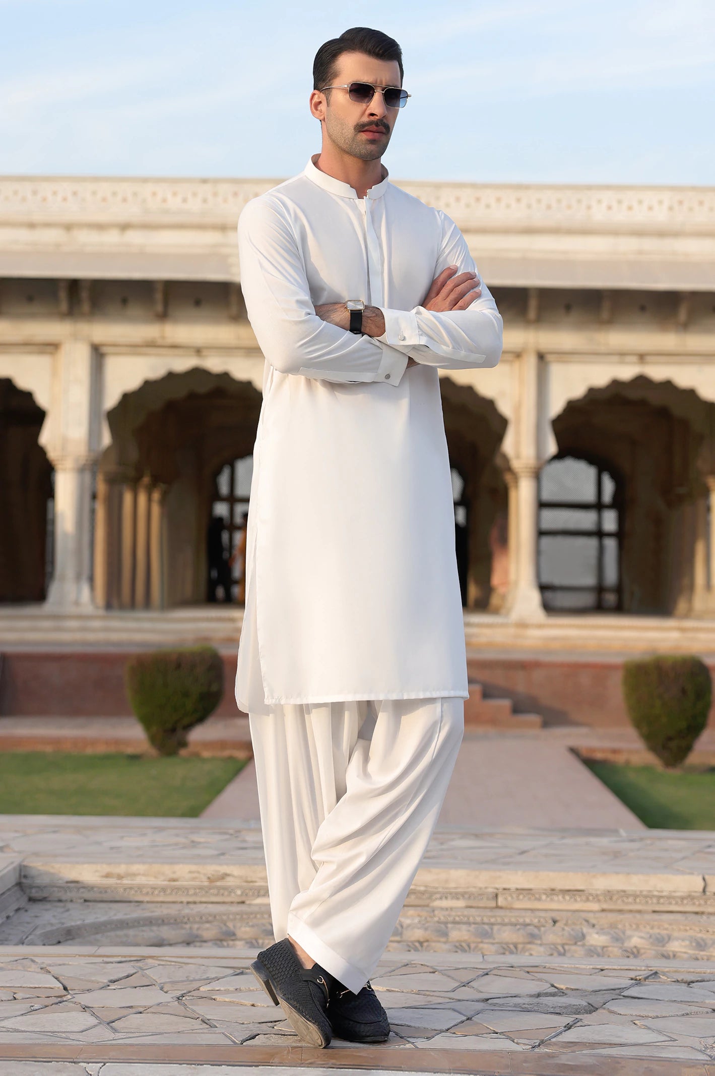 White Wash & Wear Shalwar Kameez - Image 4