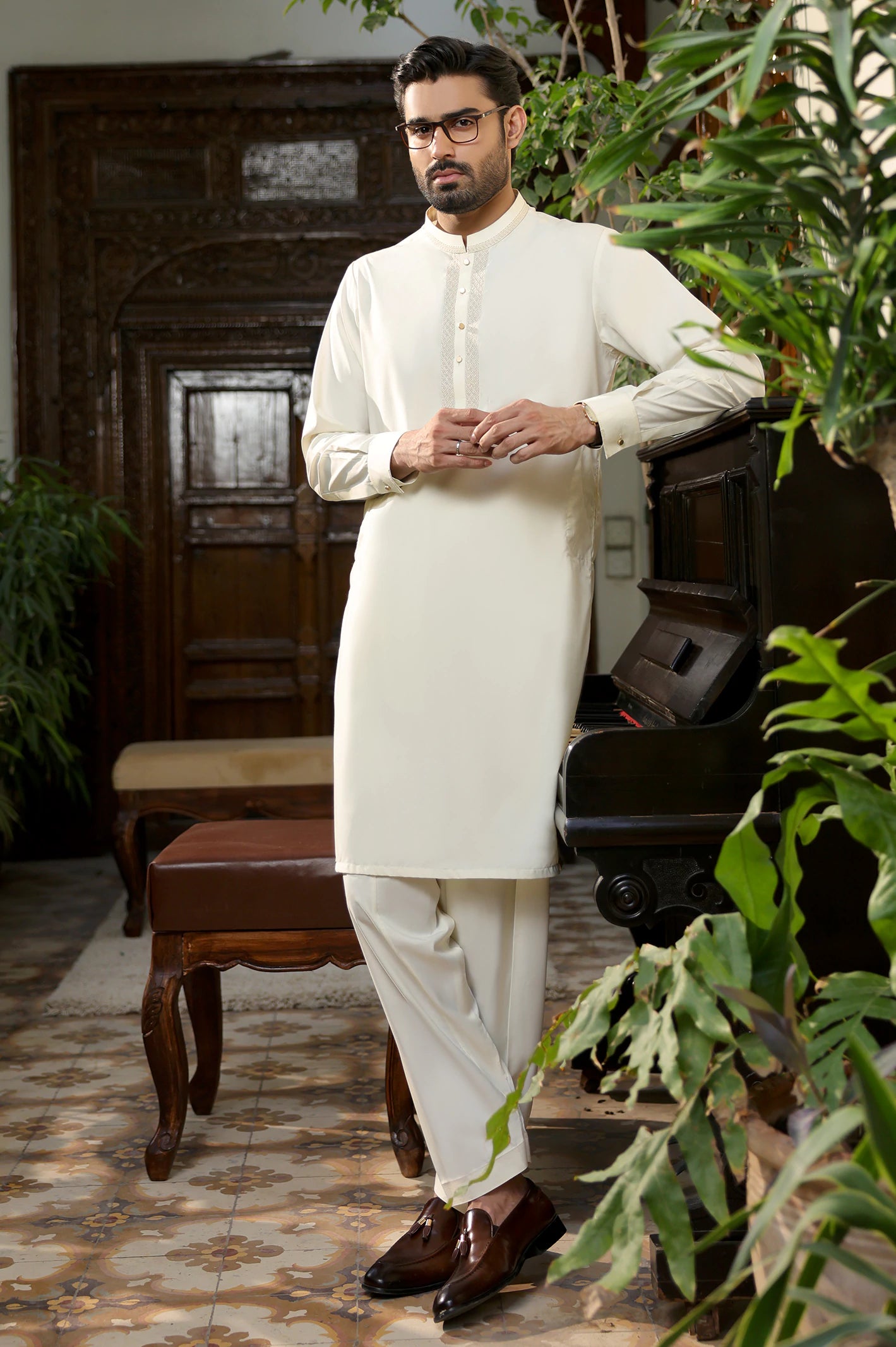 Cream Wash & Wear Shalwar Kameez - Image 2