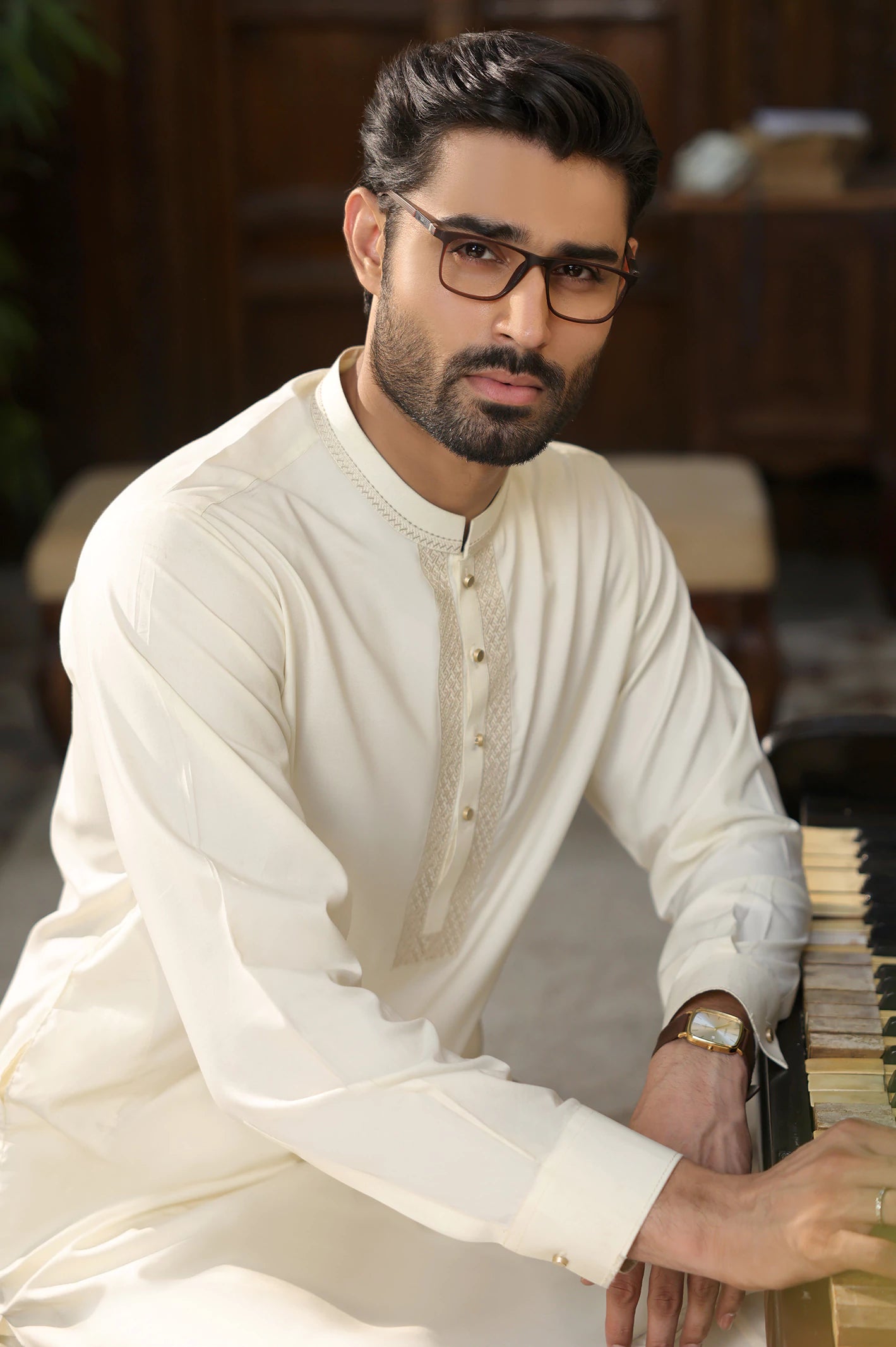 Cream Wash & Wear Shalwar Kameez - Image 5