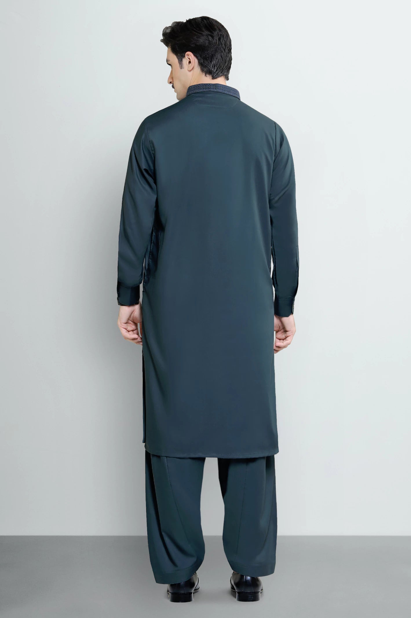 Dark Green Wash & Wear Shalwar Kameez - Image 4