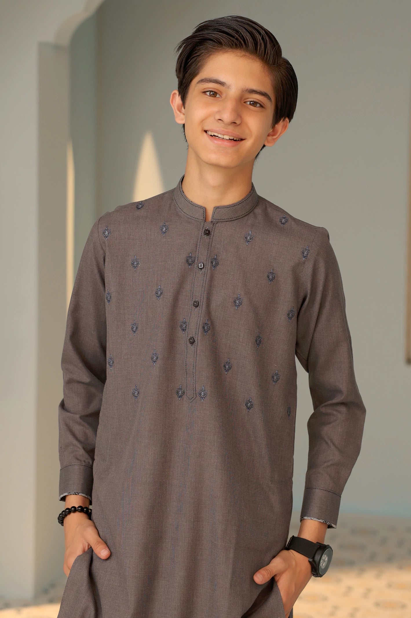 Boys Dark Grey Kurta Pajama - Image 2