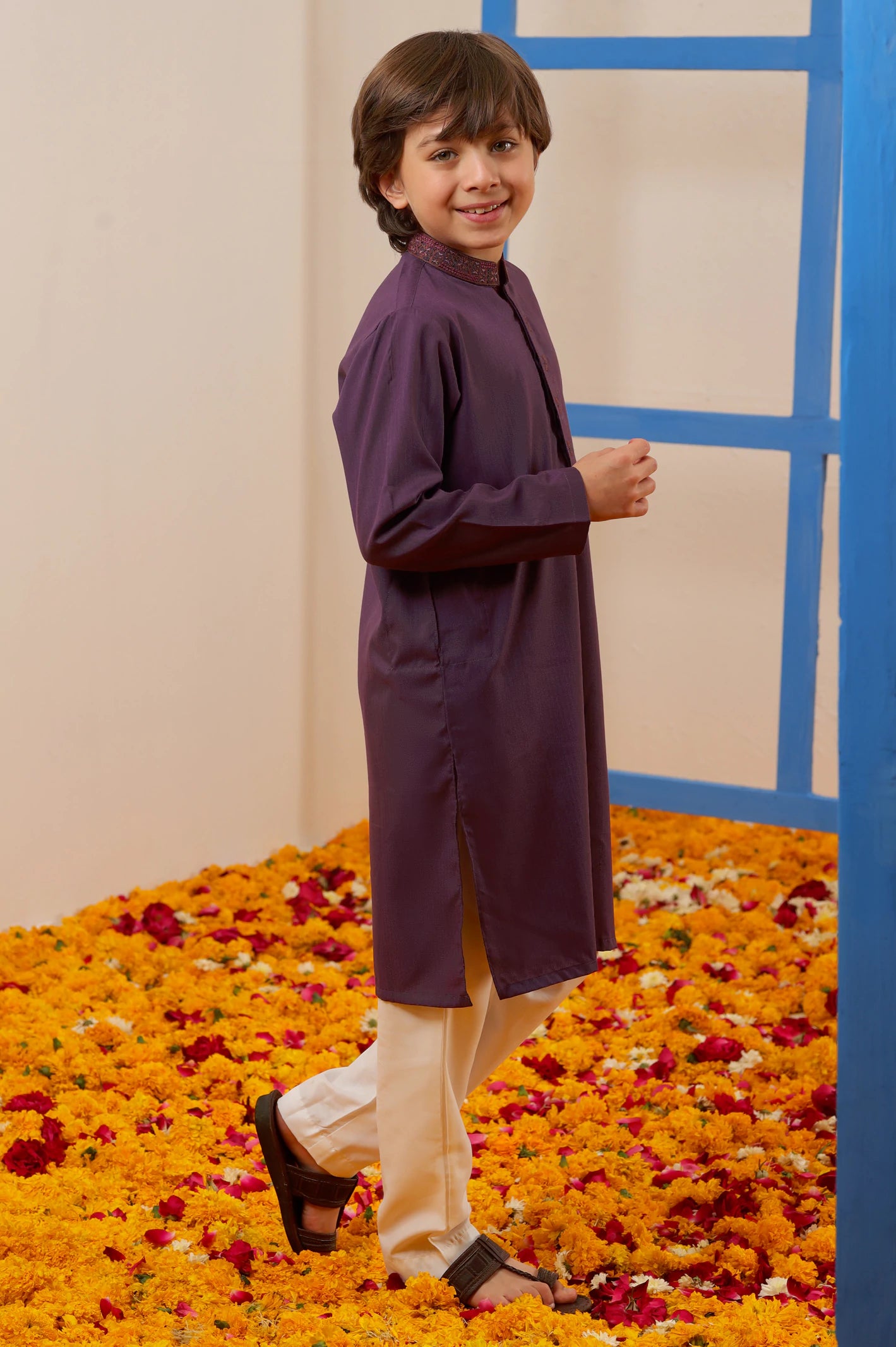 Boys Purple Kurta Pajama - Image 4