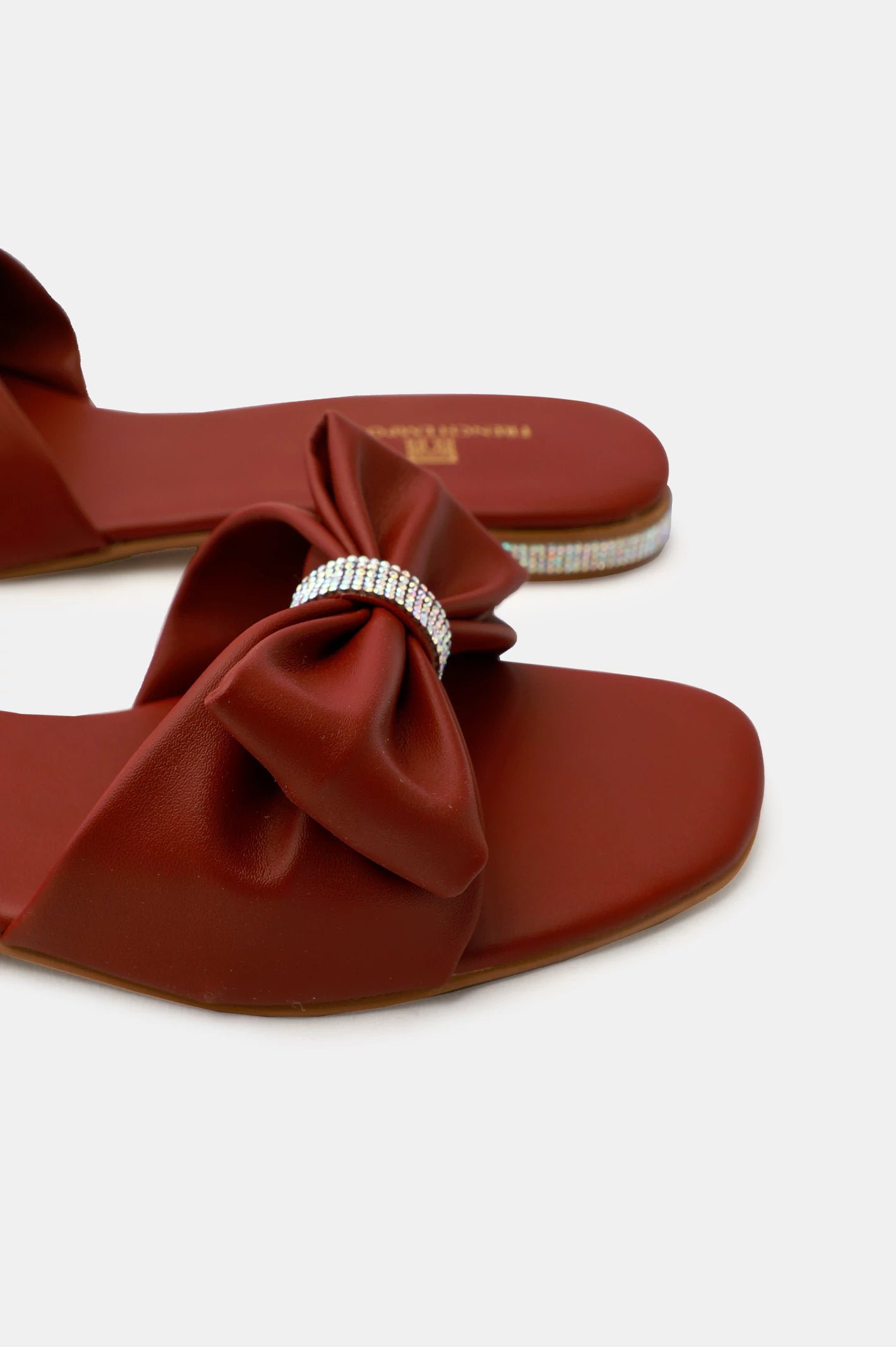 Maroon Ladies Casual Slippers - Image 2