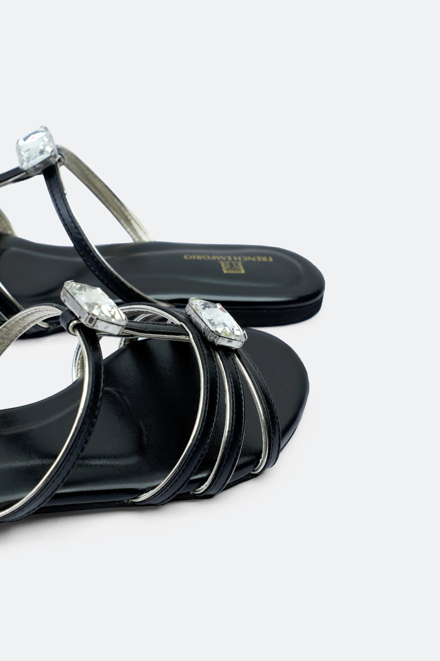 Black Ladies Casual Slippers - Image 2
