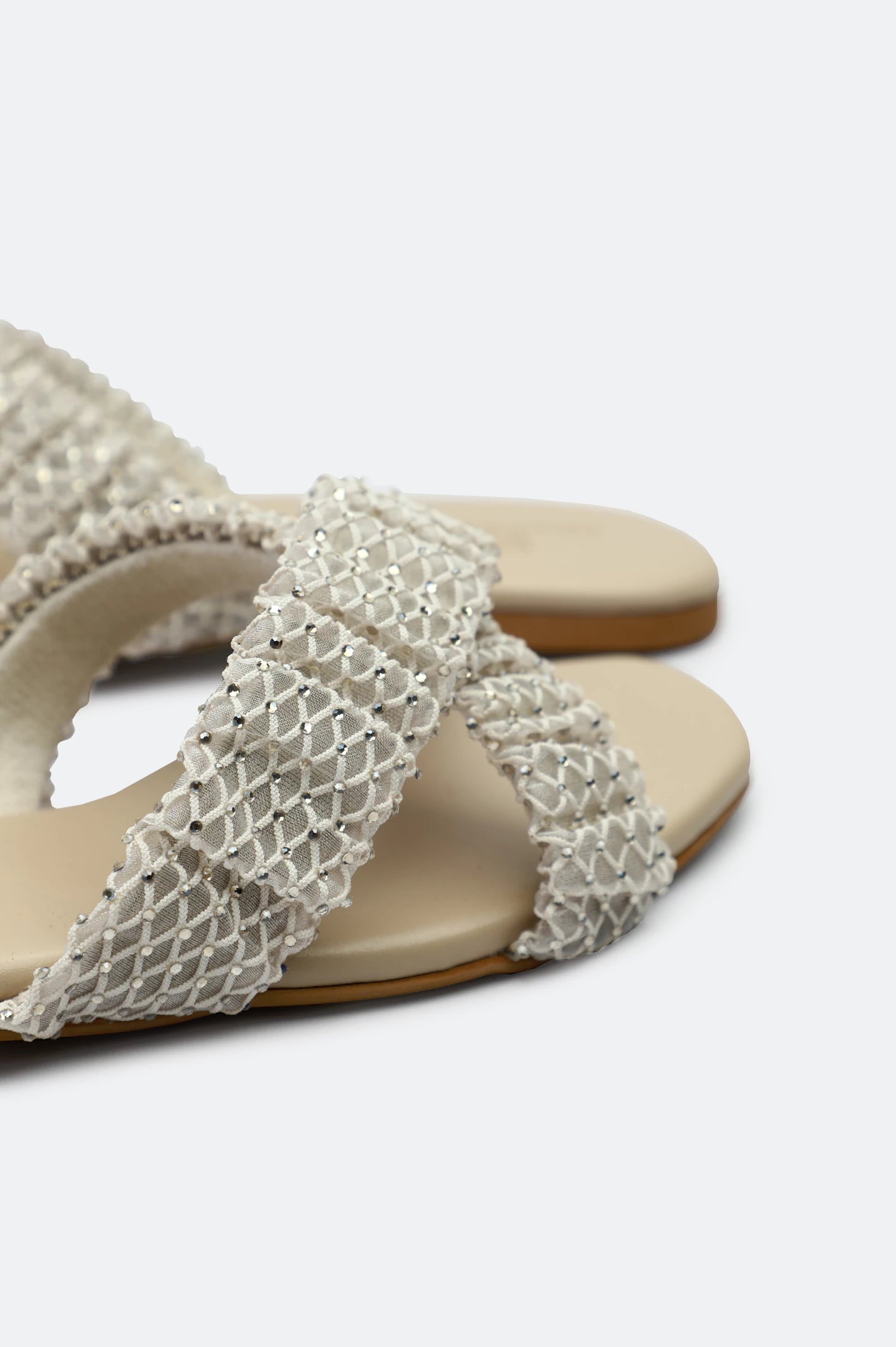 Cream Ladies Casual Slippers - Image 2