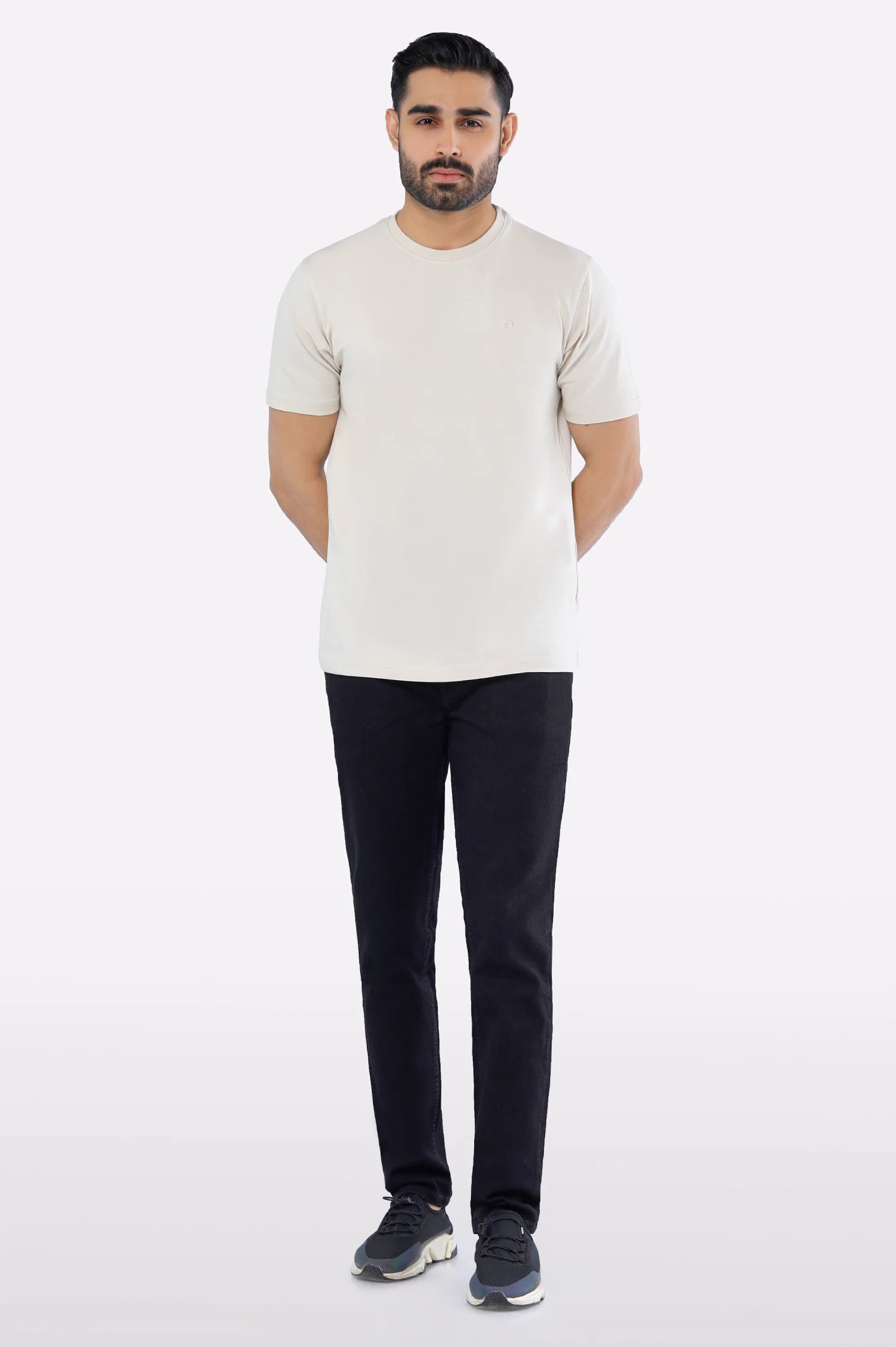 Basic Crew Neck T-Shirt - Image 2