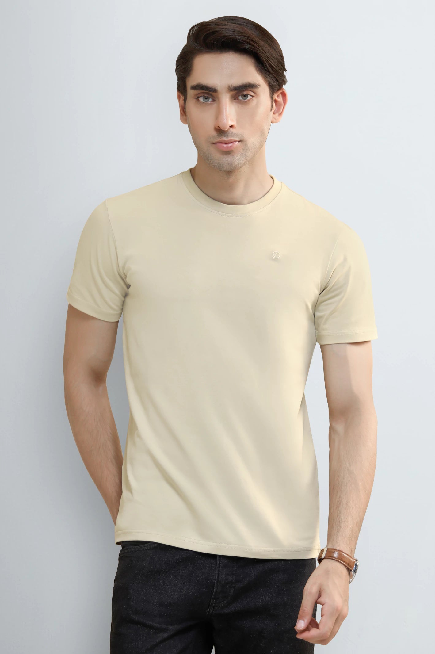 Basic Crew Neck T-Shirt - Image 2
