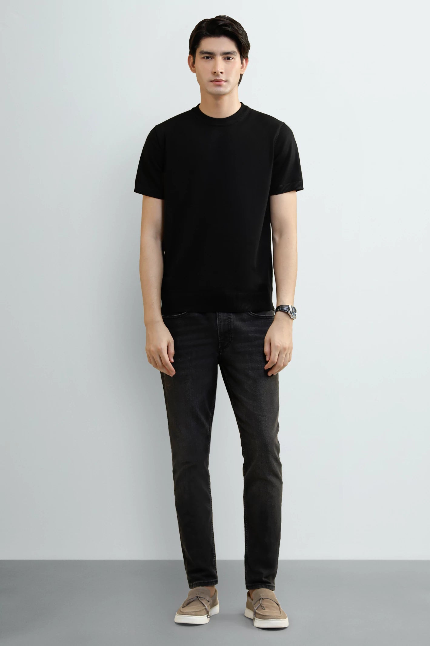 Black Crew Neck T-Shirt - Image 2