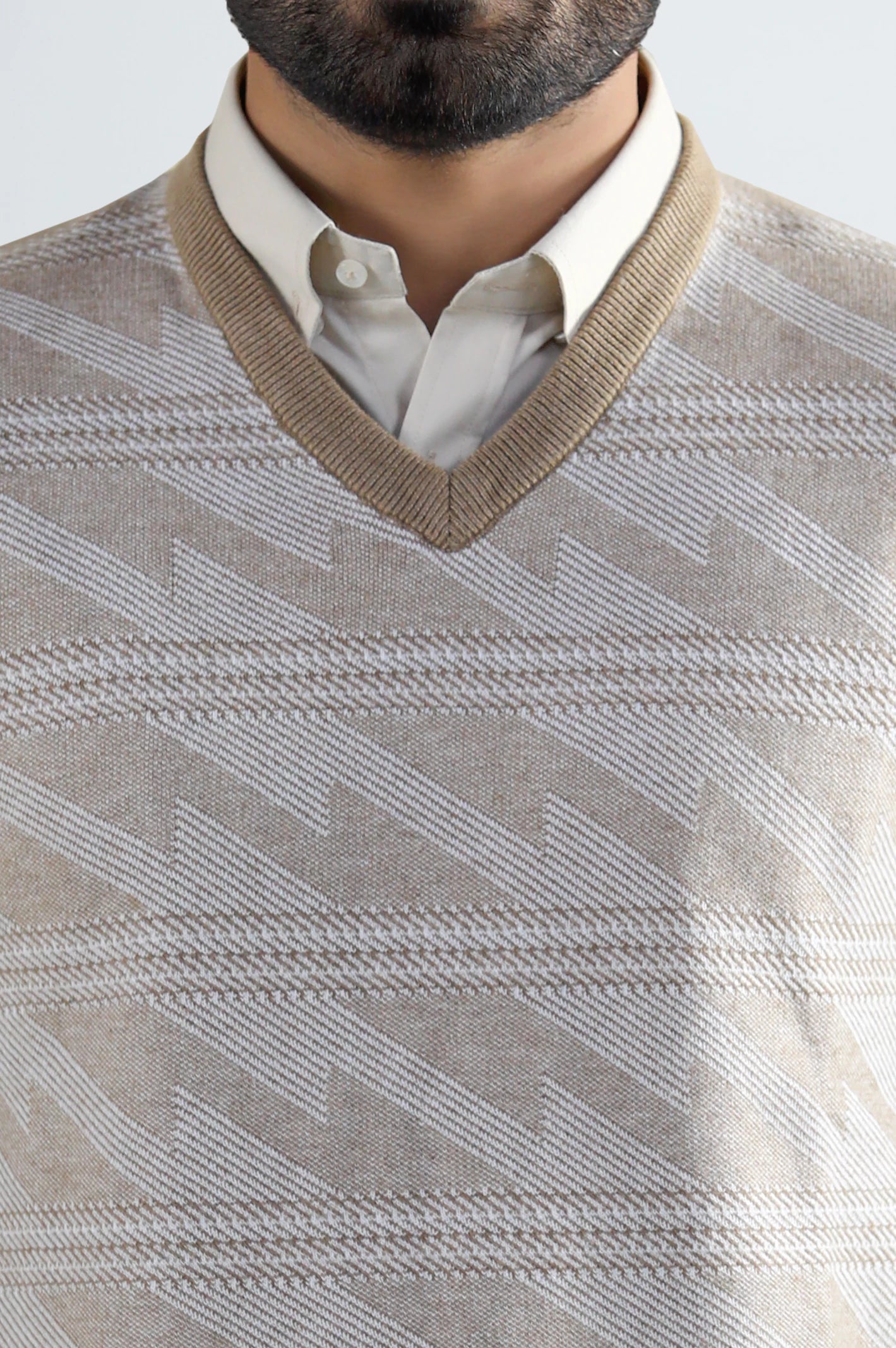 Men V-neck Beige Sleeveless Sweater - Image 2
