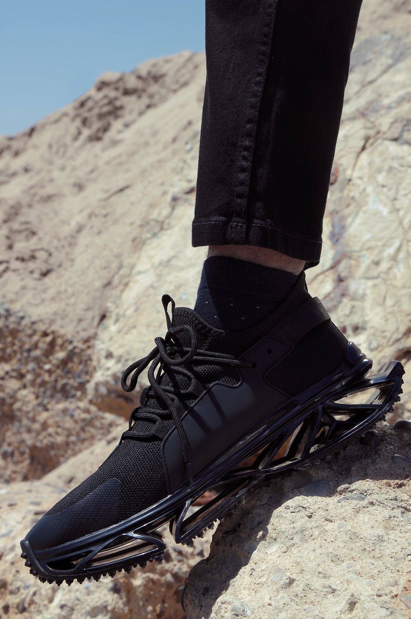 Black Men Casual Sneaker - Image 4