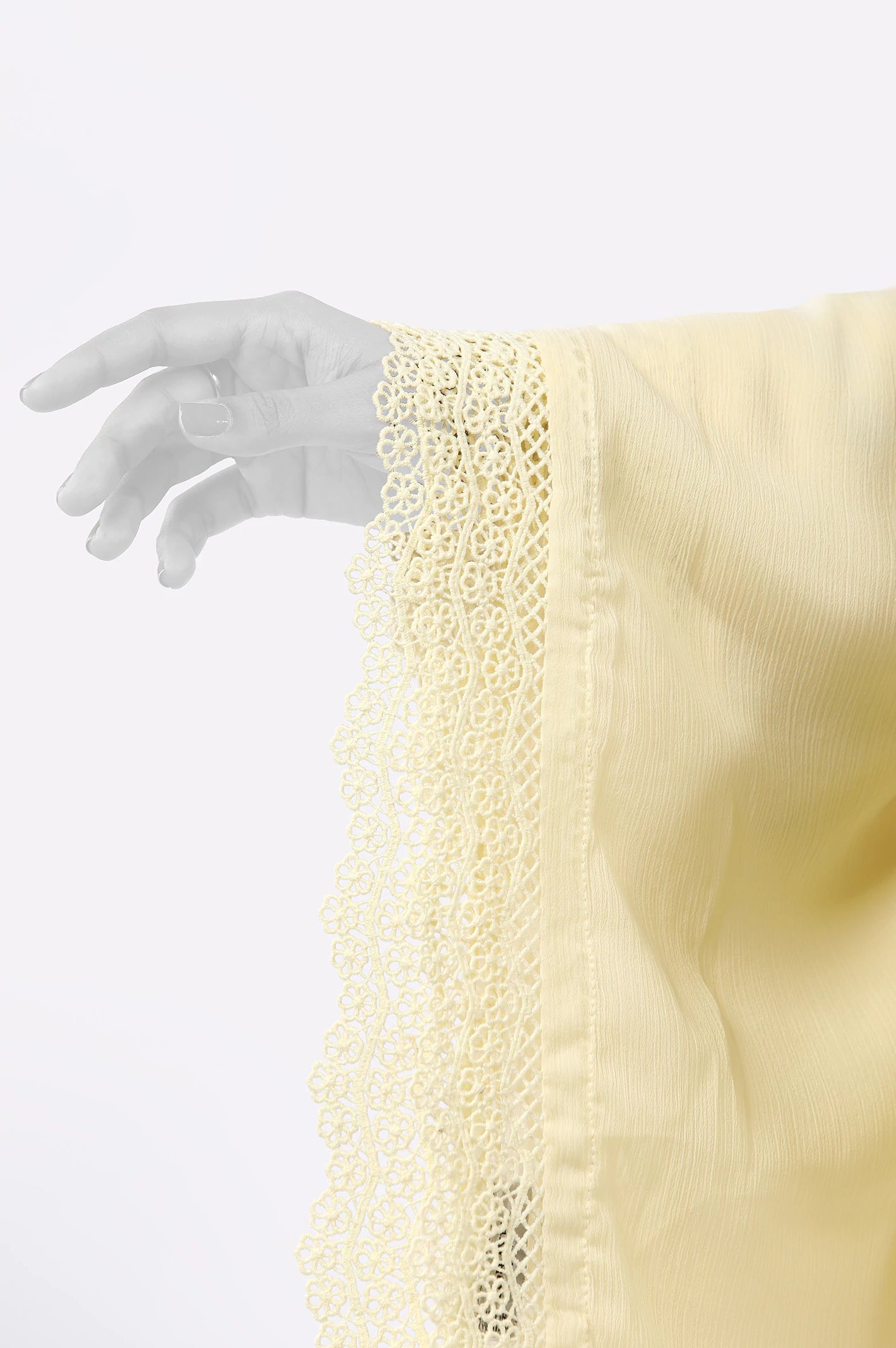 Cream Lace Dupatta - Image 2