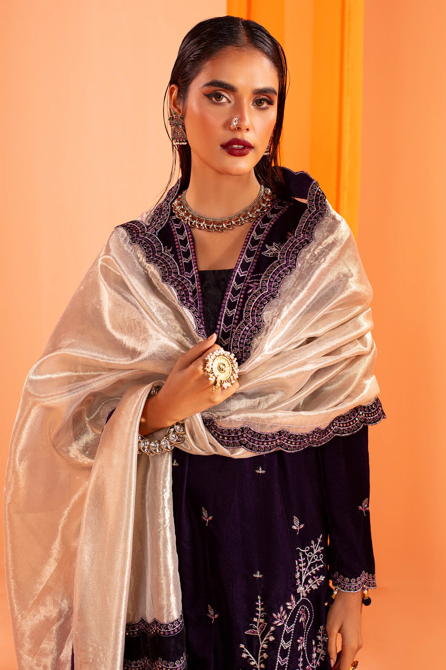 Purple Embroidered Kurti With Dupatta - Image 2