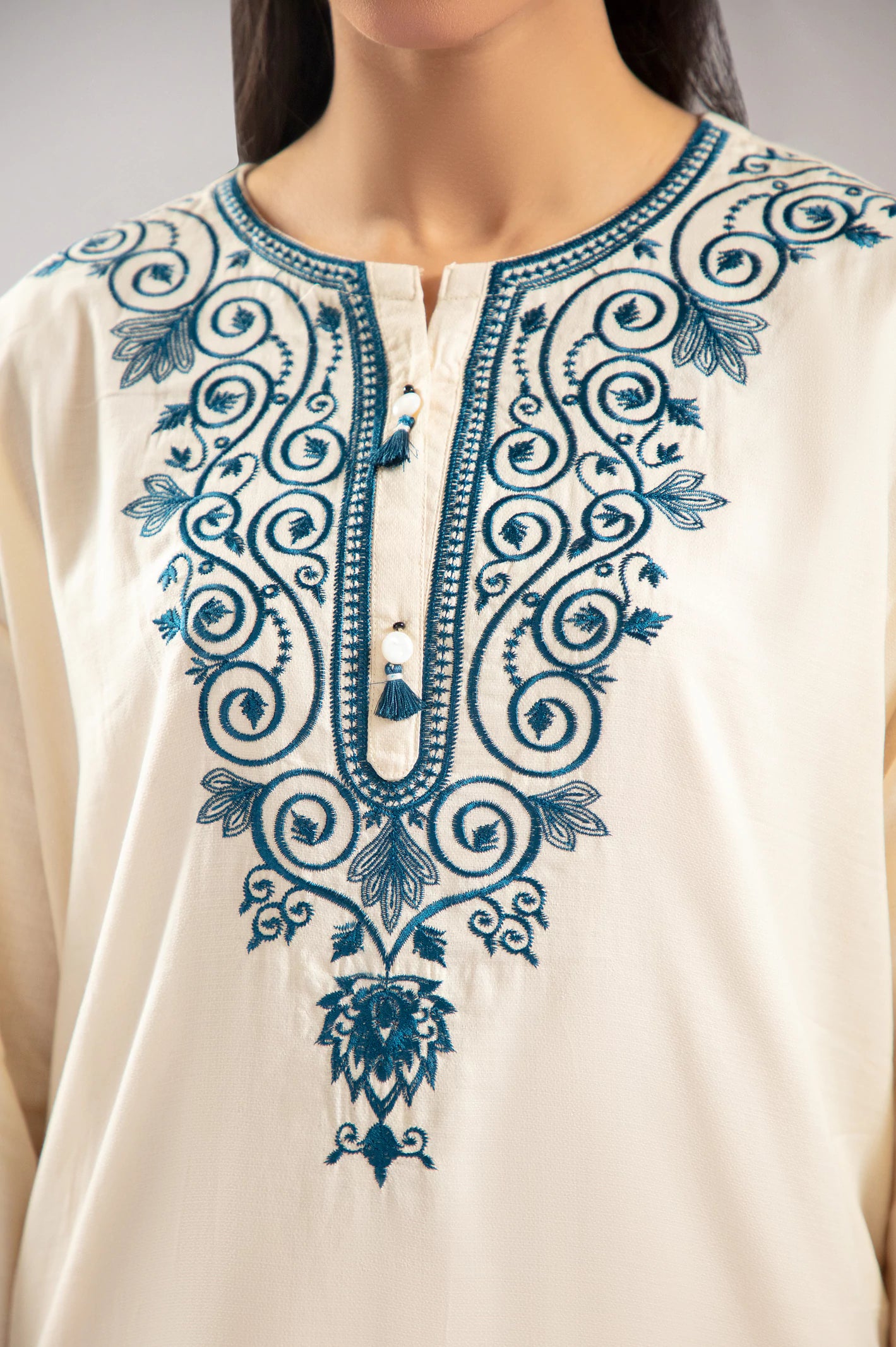 Ivory Embroidered 2PC - Image 3