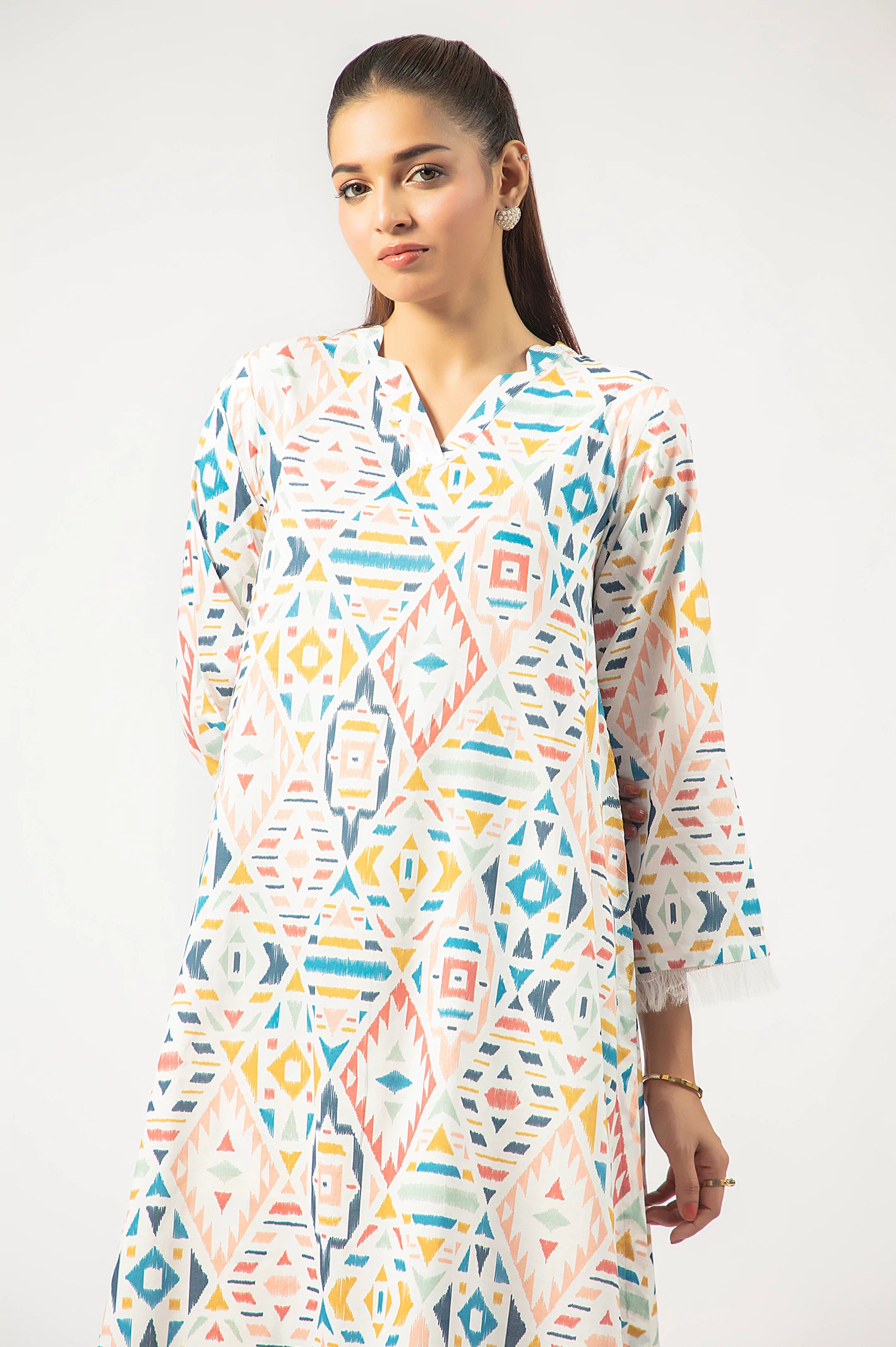 White Printed 2PC - Image 3