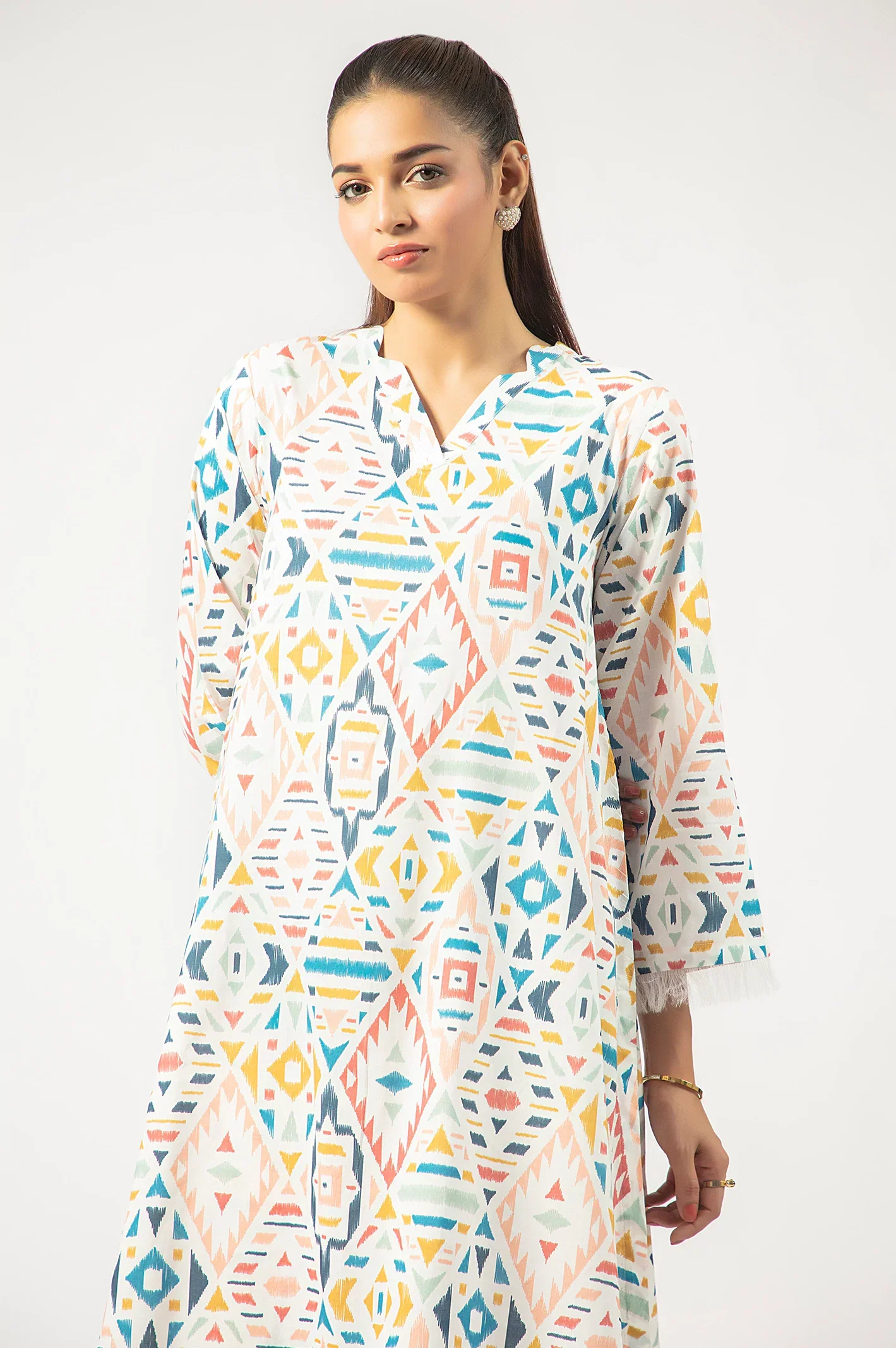 White Printed 2PC - Image 3