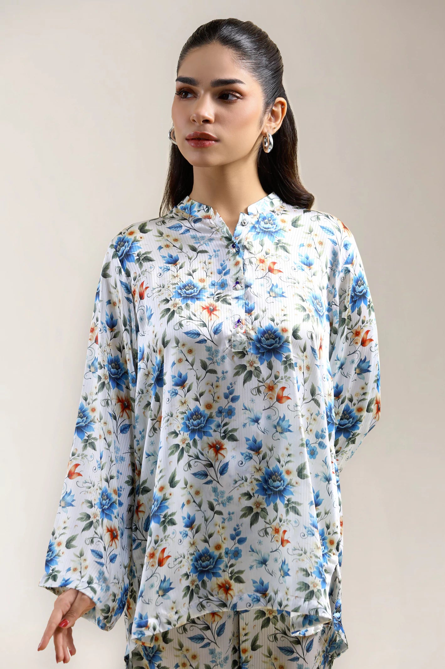 White Printed 2PC - Image 2