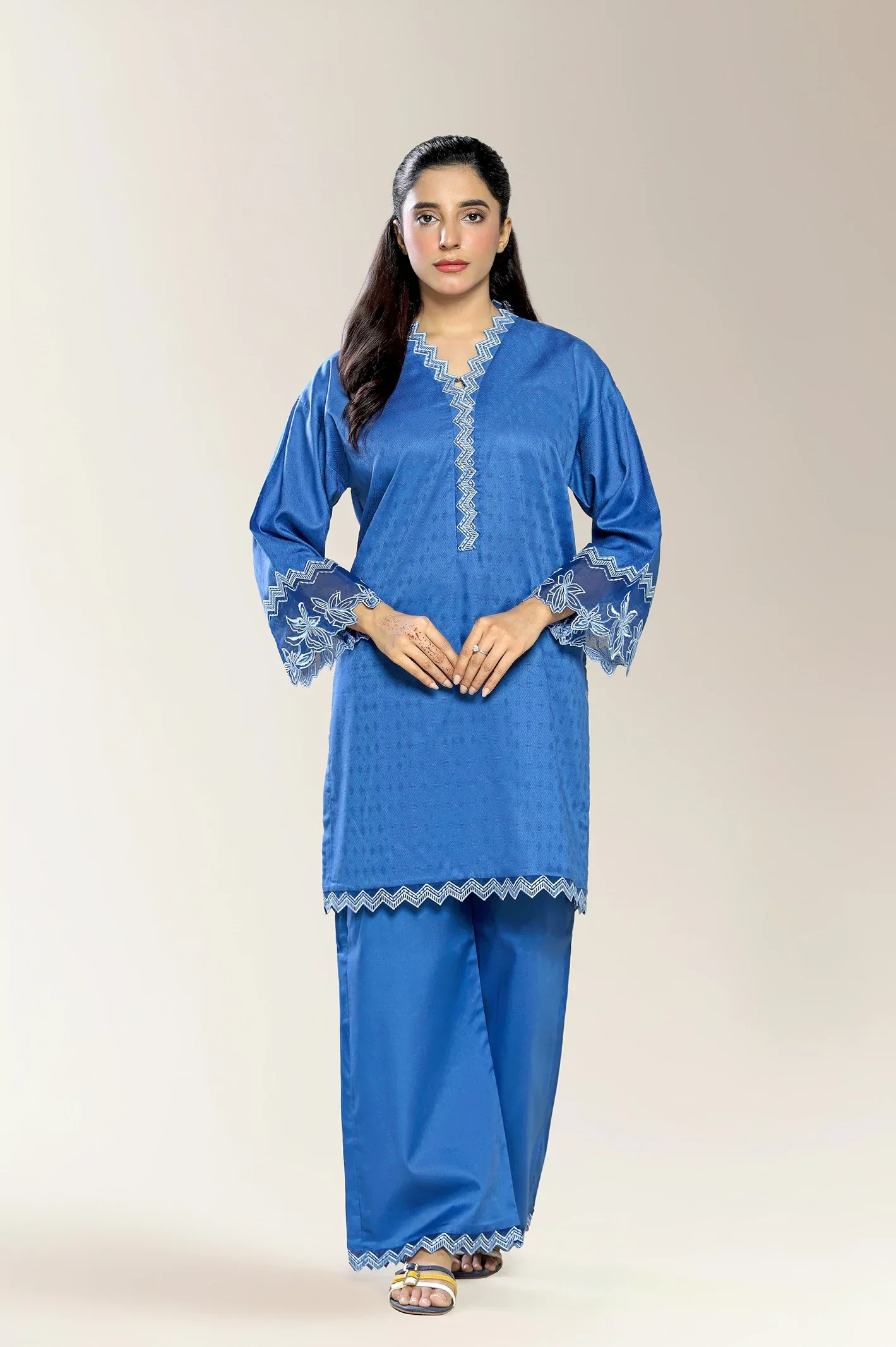 Embroidered Jacquard Blue 2PC