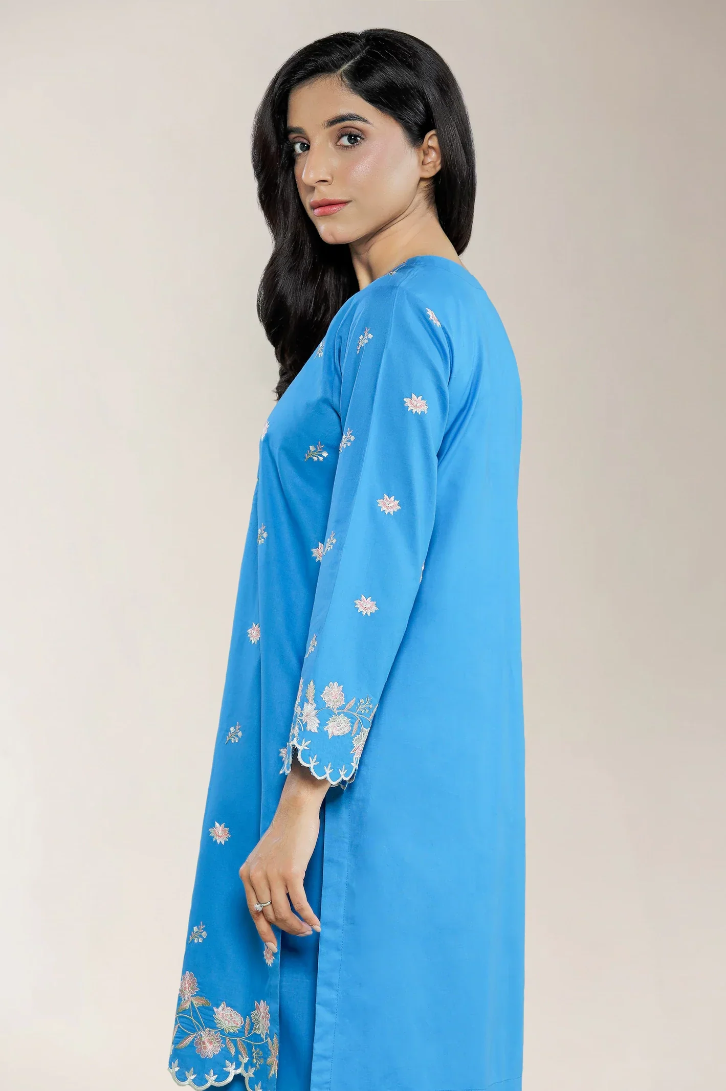 Embroidered Cambric Blue 2PC - Image 4