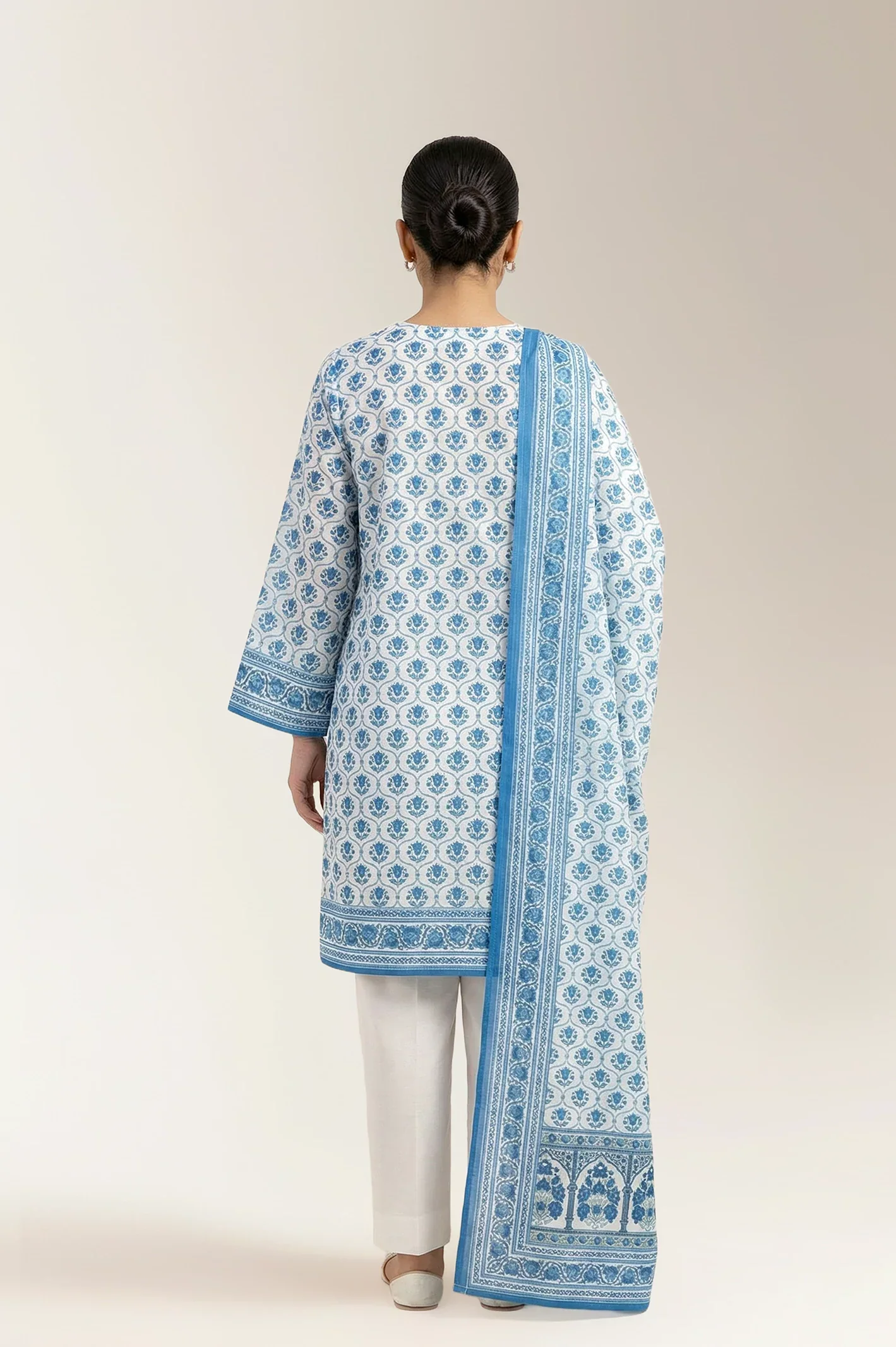 Printed Unstitched 3PC - Image 2
