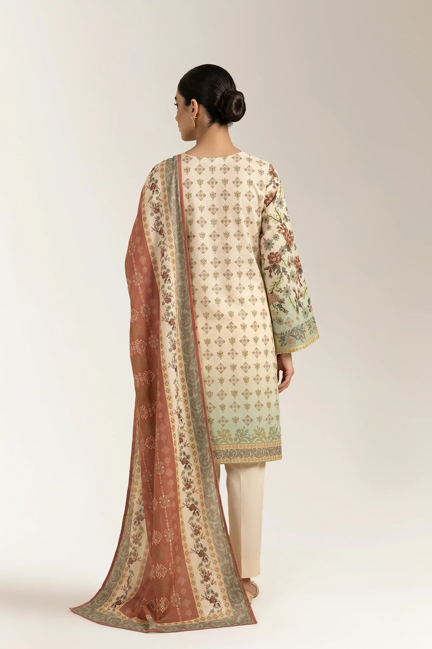 Printed Unstitched 3PC - Image 2